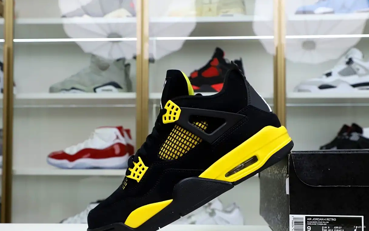 Jordan 2023 thunder  Jordan4 Air 0323